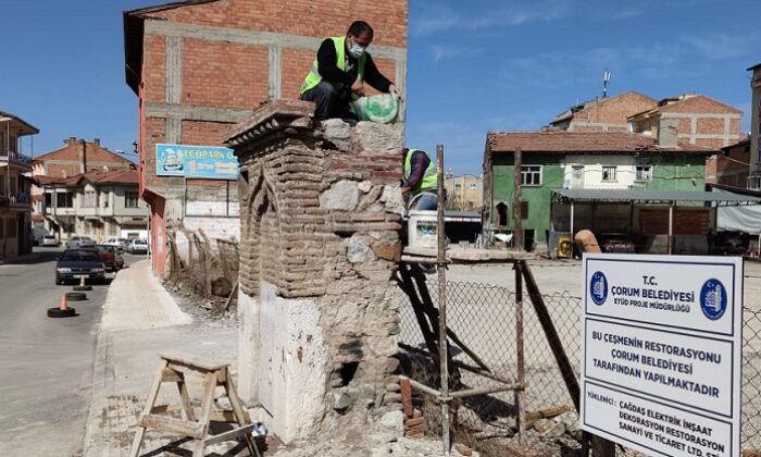 TARİHİ SOKAK ÇEŞMELERİNDEN SU AKACAK