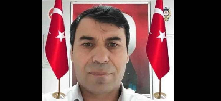 MEHMET ÜNAL SEVENLERİNİ ÜZDÜ