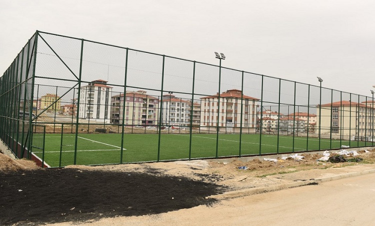 BELEDİYE 2 SEMT SAHASI DAHA YAPTI
