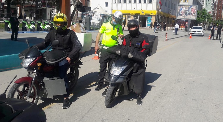 MOTOSİKLET SÜRÜCÜLERİ DENETLENDİ