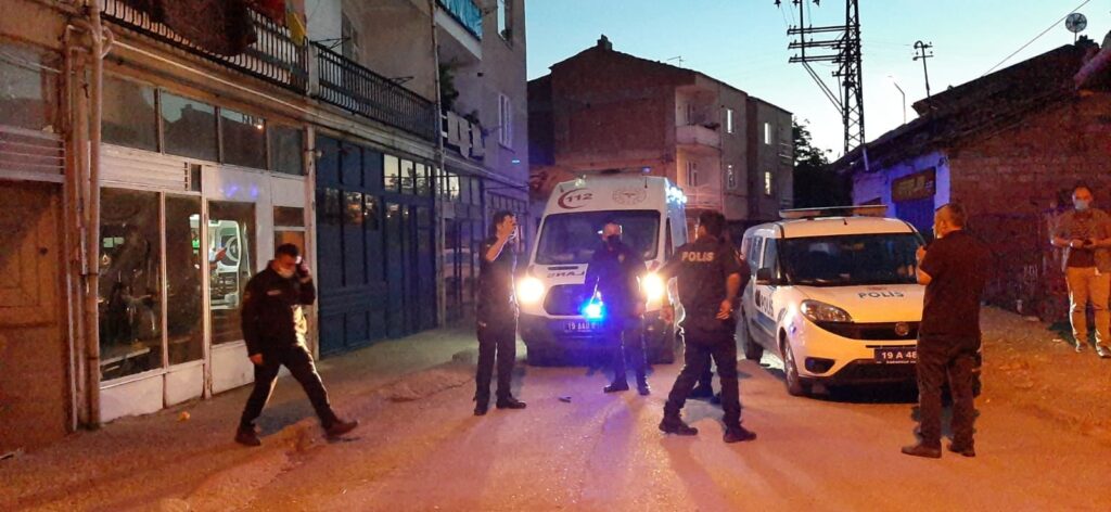 SİLAHLI ÇATIŞMA 2 KİŞİ YARALANDI