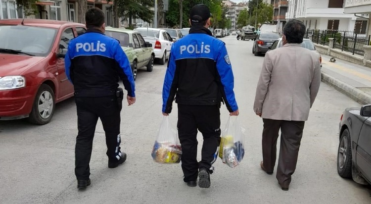 TOPLUM DESTEKLİ POLİS SAHADA