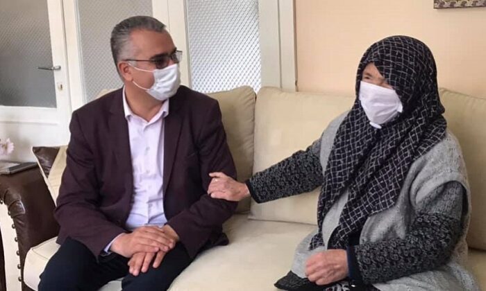 BAŞKAN ANNELER GÜNÜNÜ KUTLADI