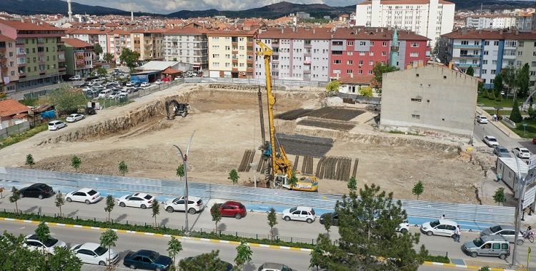 BEDESTEN İNŞAATI DEVAM EDİYOR