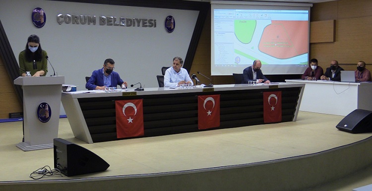 BENZİNLİK ARSASININ İHALESİ YAPILDI