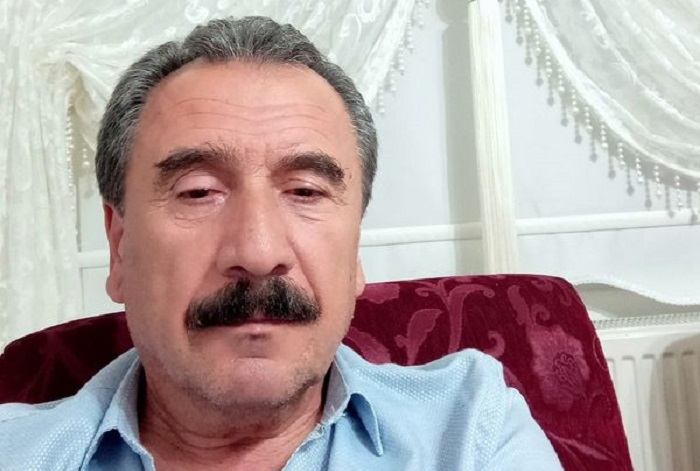EMEKLİ ÖĞRETMEN SEVENLERİNİ ÜZDÜ