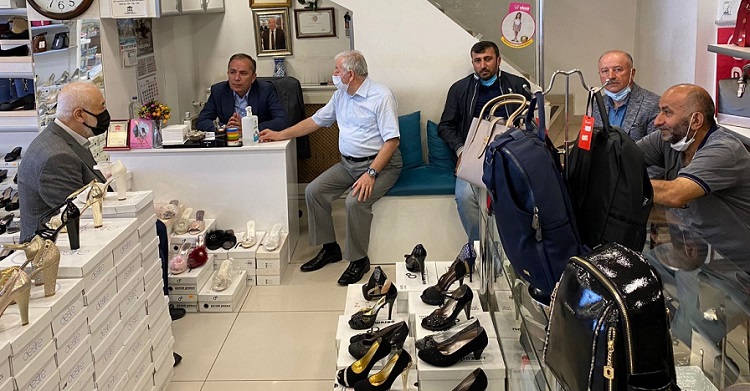 CEYLAN ZAFER ÇARŞISINI ZİYARET ETTİ