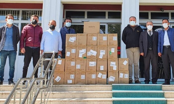 803 ÖĞRENCİYE TABLET DAĞITILDI