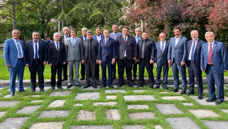 BU MİLLETİN KADERİNDE ESARET OLAMAZ