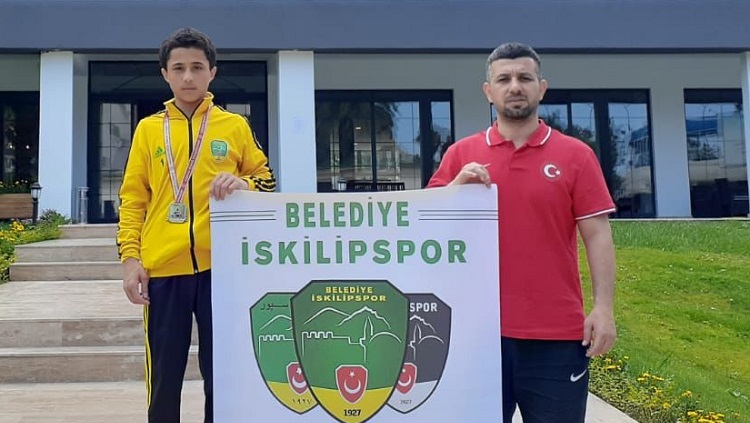 ENES KAVLU TÜRKİYE ŞAMPİYONU OLDU