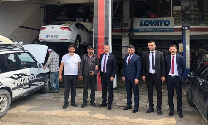 MHP’DEN ESNAFA MORAL ZİYARETİ