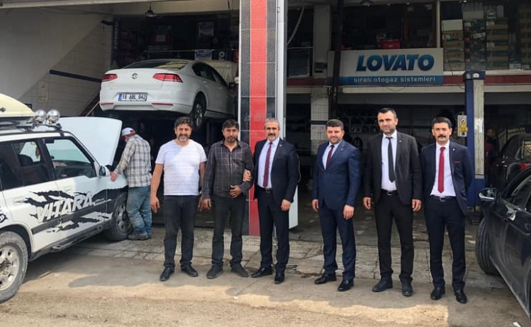 MHP’DEN ESNAFA MORAL ZİYARETİ