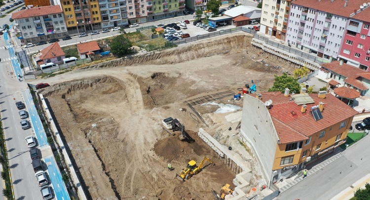 BEDESTEN OTOPARKI İHTİYACI GİDERECEK