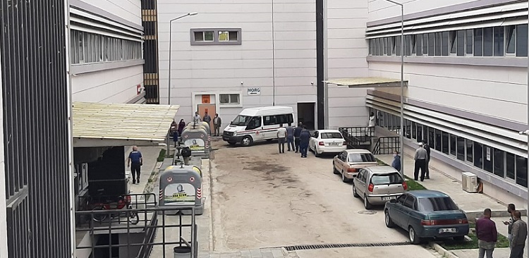 ÇAPA MOTORU DEVRİLDİ ALTINDA CAN VERDİ