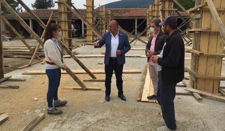 TEKSTİL ATÖLYESİNDE İNCELEME YAPTI