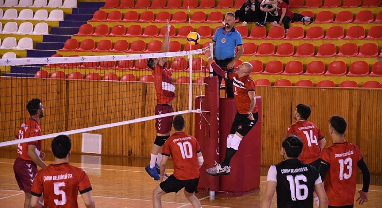 VOLEYBOL TAKIMI HIZLI BAŞLADI