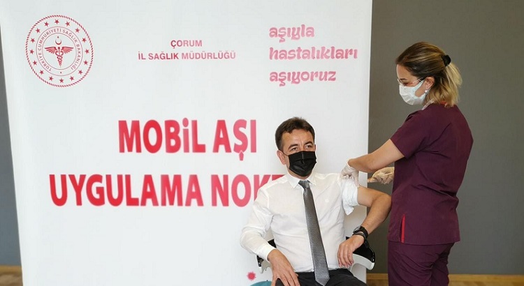AHL PARK’TA COVİD 19 AŞI UYGULAMASI