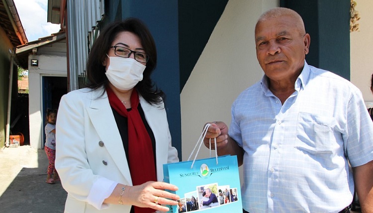ŞEHİT BABALARININ GÜNLERİNİ KUTLADILAR
