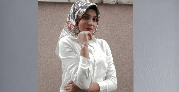 ÇORUMLU GENÇ KIZ SEVENLERİ ÜZDÜ
