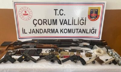 JANDARMA’DAN SİLAH KAÇAKÇILARINA DARBE