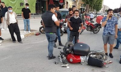 ÜZÜCÜ KAZADA KURYE AĞIR YARALANDI