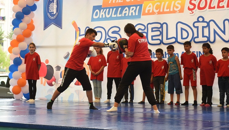 GENÇLER YAZ SPOR OKULLARINDA BULUŞTU