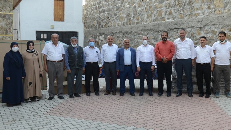 KUR’AN BÜLBÜLLERİNE MALZEME YARDIMI