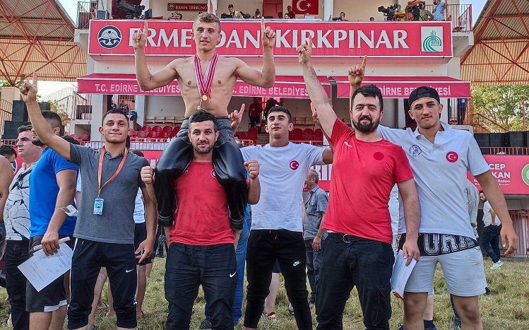 KIRKPINAR’DA NAMAĞLUP ŞAMPİYON OLDU