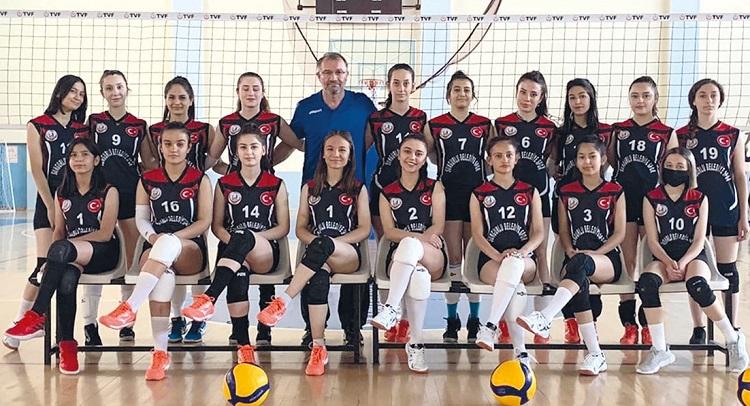 SULTANLAR VE EFELER TARİH YAZDI