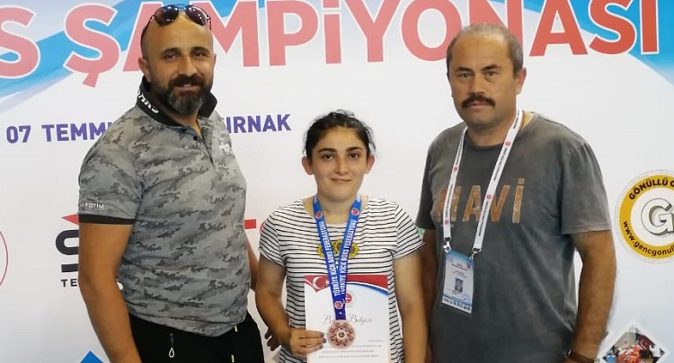 ÇORUMLU SPORCULAR 3’TE 3 YAPTI