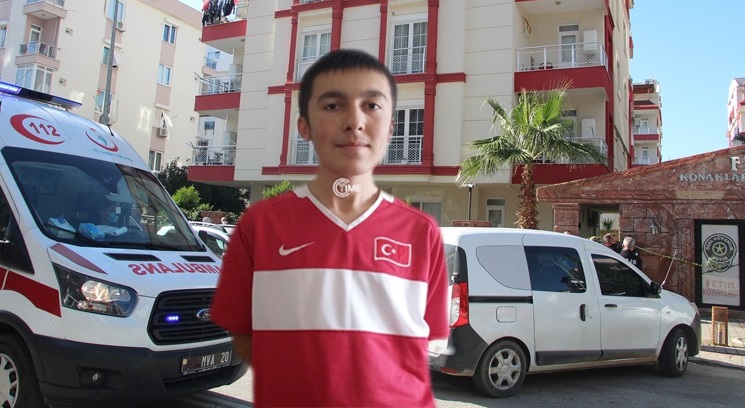 22 YAŞINDAKİ GENÇ YAŞAMINA SON VERDİ
