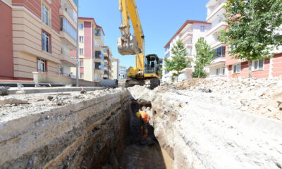 BELEDİYEDEN YAĞMUR SUYU ÇALIŞMASI