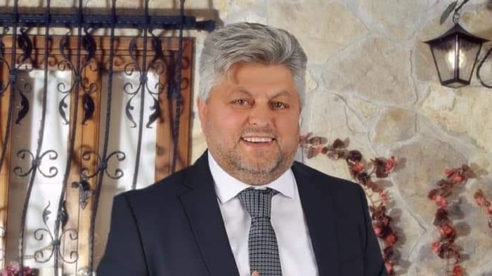 ADEM OKUMUŞ ADAYLIĞINI AÇIKLADI