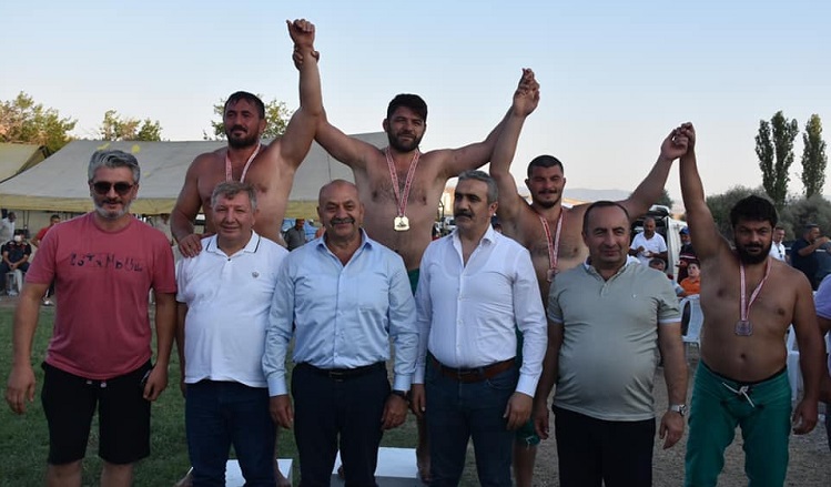 BAŞPEHLİVAN ÖMER FARUK KALENDER OLDU
