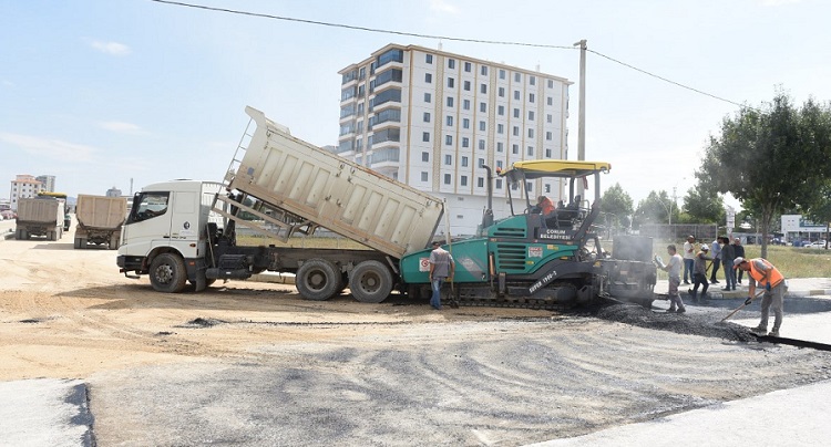 FEN LİSESİ 1. CADDEYE ASFALT