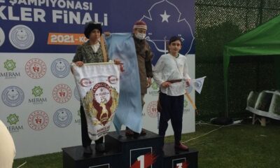 YİĞİT MUSAB AKBATU TÜRKİYE 3. OLDU