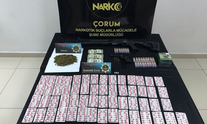 UYUŞTURUCU SATICILARINA OPERASYON
