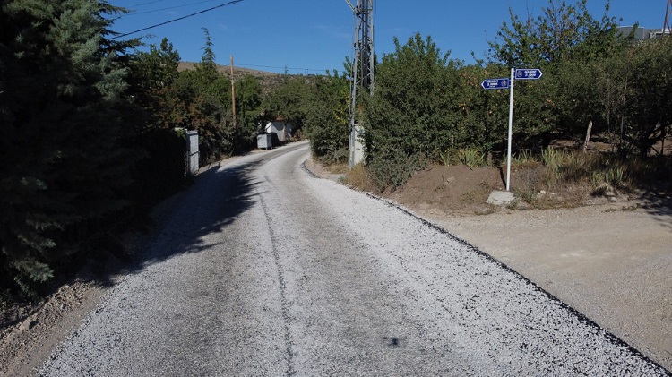 AYARIK BAĞLARINDA SATHİ KAPLAMA