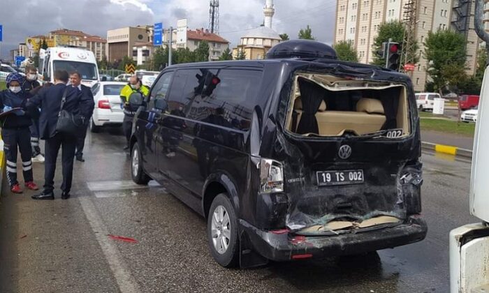 ÇEVRE YOLUNDA ZİNCİRLEME KAZA
