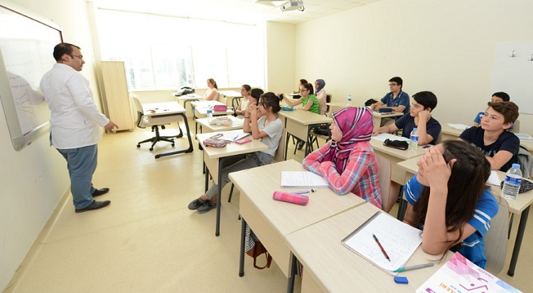 GENÇLİK MERKEZLERİNE KAYITLAR BAŞLIYOR