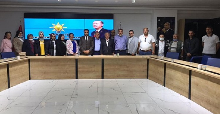 AKAR MAHALLE TEŞKİLATLARIYLA GÖRÜŞTÜ
