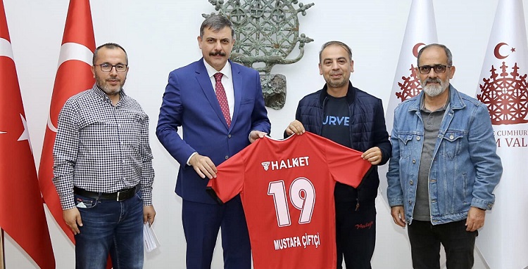 VALİYE ÇORUM FK FORMASI