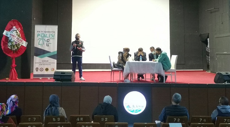 UYUŞTURUCUYA KARŞI AİLELER UYARILDI