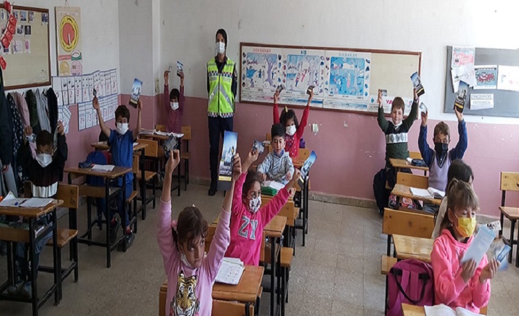 TRAFİK DEDEKTİFİ EĞİTİMİ VERDİLER