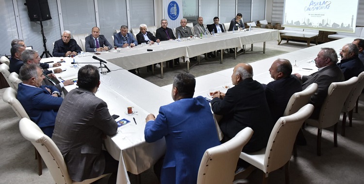 AŞGIN MUHTARLARLA İSTİŞARE YAPTI