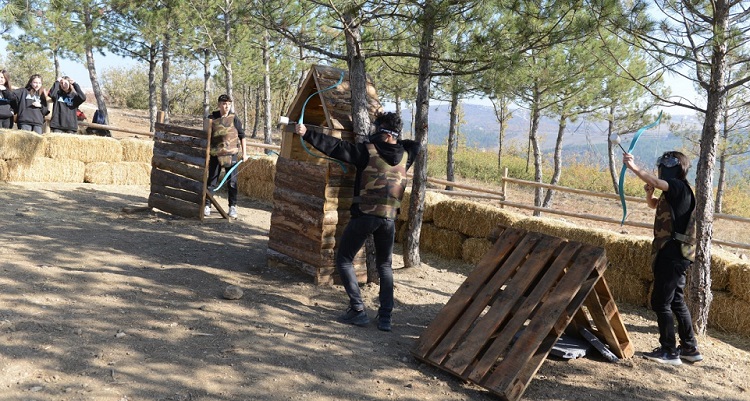 ÖĞRENCİLERDEN BAŞKAN AŞGIN’A TEŞEKKÜR
