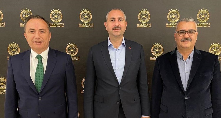 ADALET BAKANINI ZİYARET ETTİLER