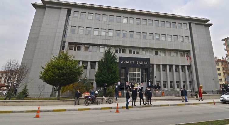 ÜÇ SAVCININ GÖREV YERİ DEĞİŞTİ