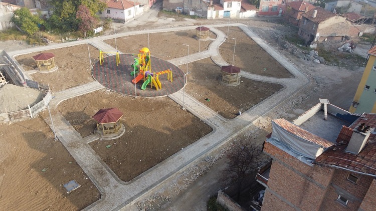 BELEDİYE 6 YENİ PARK YAPIYOR
