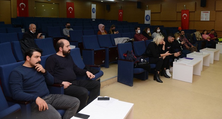 GÖNÜLLÜLERE HAYVAN KORUMA EĞİTİMİ